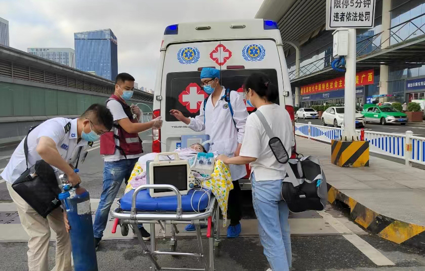 揭西县救护车出租公司