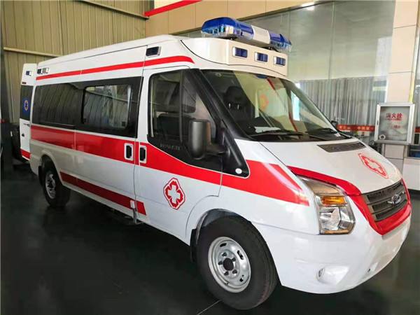 揭西县福特V362救护车